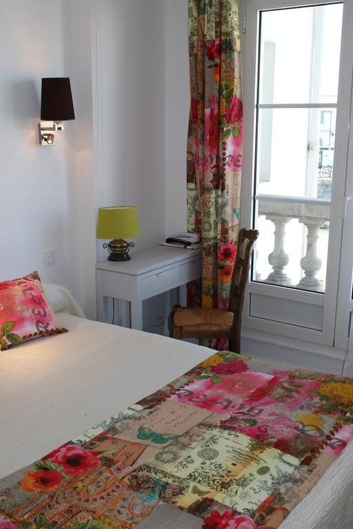 Les Colonnes Hotel