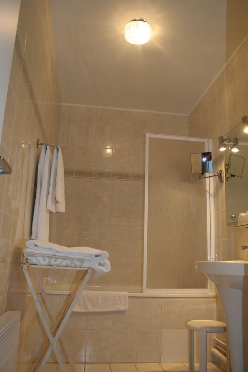 Les Colonnes Hotel