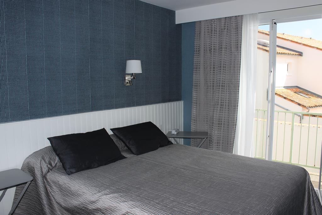 Les Colonnes Hotel 2*